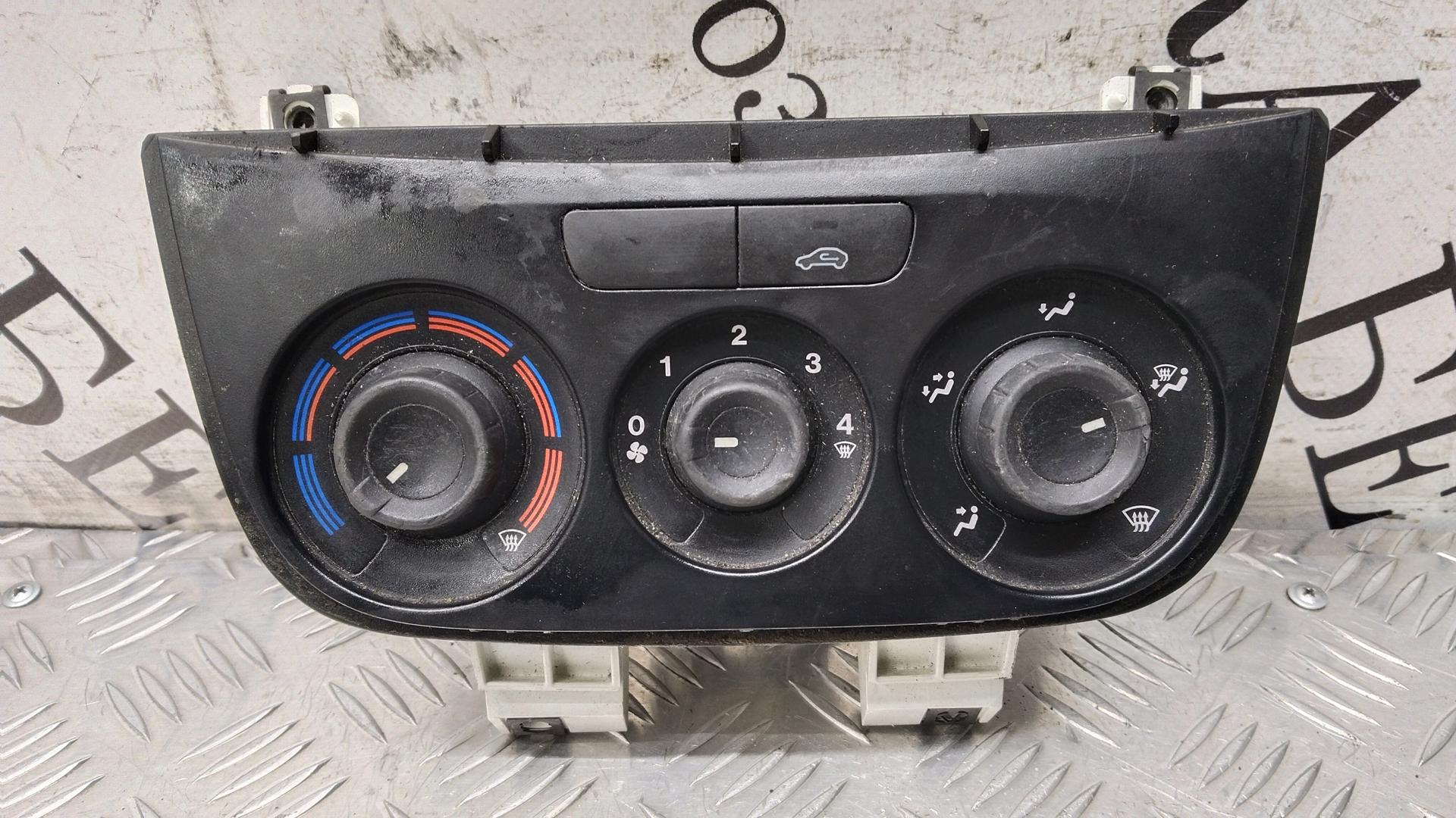 Переключатель отопителя (печки) Fiat Doblo 1 (223) купить в России